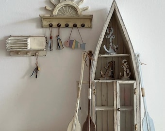Vintage Nautischer Boot-Schrank | Handgemachtes Distressed Holz Miniatur Regal | Puppenstube Aufbewahrung | Küsten Dekor