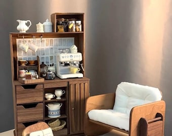 Luxus Handgefertigte Mini Nussbaum Möbel Sideboard Schrank & Schaukelstuhl