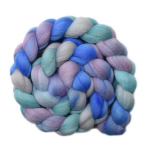 Handgefärbter Kammzug - 19 u Merinowolle-Kammzug-Spinnfaser - 120g - Coastal Waters 2