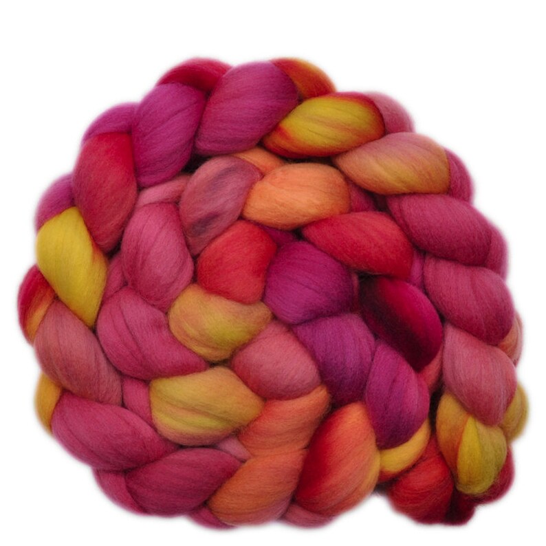 Hand dyed roving 19\u03bc Merino wool combed top spinning fiber