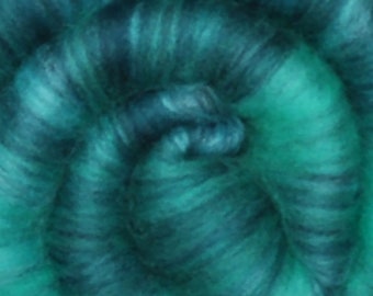 Spinning fiber batt for spinning and felting - Drum carded mixed fiber batt - 2.1 ounces - Mountain Spring