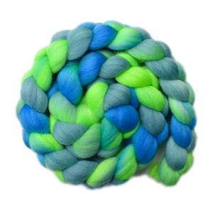 Handgefärbter Kammzug - 20.5 u Merinowolle Kammzug-Spinnfaser - 110 ml - Dreams of a Garden 2
