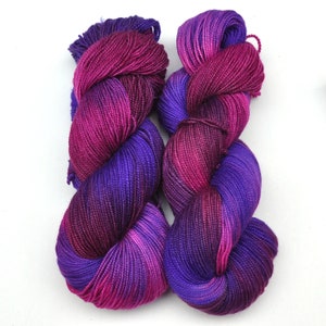 Hand dyed yarn - Superwash Merino wool / Mulberry Silk yarn, Fingering weight, 560 yards - Aduntarri