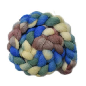 Hand dyed roving - Galway wool spinning fiber, 3.9 ounces - Long Trip 2