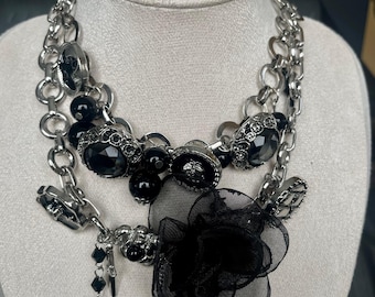 Collar con botón de estrella negro Y2K: cadena punk gótica con circonitas / Gargantilla llamativa para ella