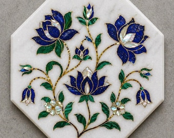 Achteckige Marmorinlay-Fliese, Blauer Lotus-Wanddekor, Pietra Dura-Marmorkunst, Blumenstein-Mosaikfliese, handgemachtes luxuriöses Tabletop-Dekor