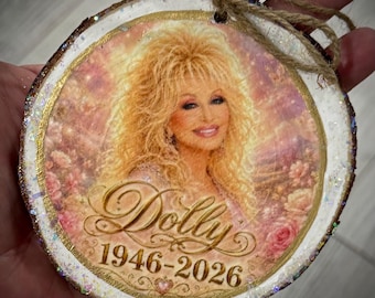 DOLLY PARTON - Wood Slice Christmas Ornament -  Tree Decor Decorations - Memorial in Pink country music singer songwriter