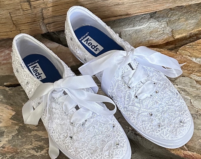 wedge sandals all black