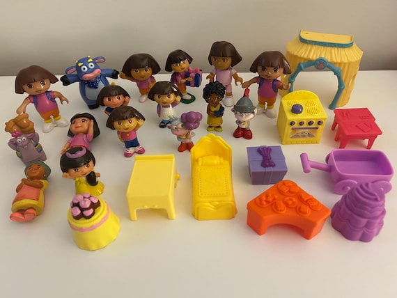 Dora the Explorer Lot – Dora Figures & Accessories | Vintage