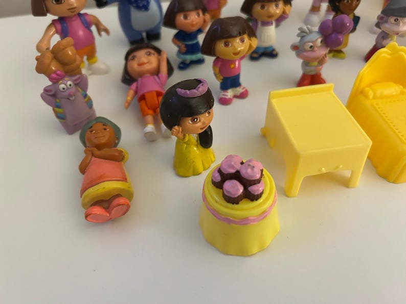 Dora the Explorer Lot – Dora Figures & Accessories | Vintage ...