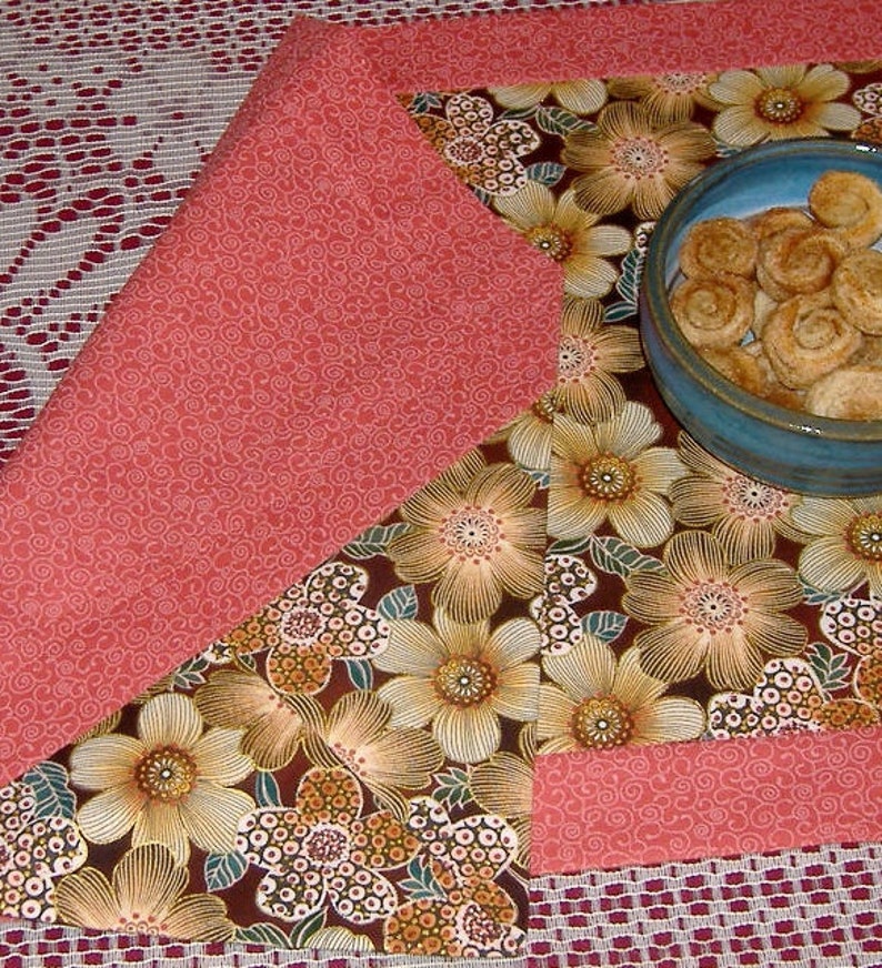 Table Runner Florals with coral image 4