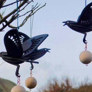 Cornish Crow decoración corte láser / corte láser mdf cuervo goth emo Edgar Allan Poe imagen 4