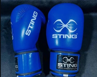 Sting Boxing gloves | Sparring gloves | Personalized boxing gloves for professional boxers | Custom leather boxing gloves training gloves