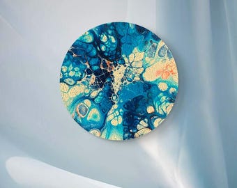 Pittura acrilica colata, arte astratta da parete, arte fluida floreale, piccola bacheca di sughero, decorazione con celle blu, opera d'arte unica fatta a mano, rotonda da 7 pollici