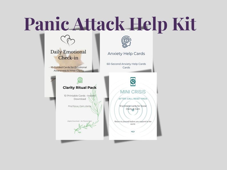 Puede incluir: Un conjunto de tarjetas imprimibles para apoyo emocional, titulado "Panic Attack Help Kit". Las tarjetas incluyen "Daily Emotional Check-in", "Anxiety Help Cards", "Clarity Ritual Pack" y "Mini Crisis". El texto es morado oscuro sobre fondo gris claro.