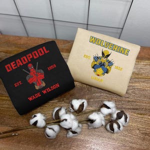 Sudadera personalizada bordada de Deadpool y Wolverine, sudadera a juego personalizada de Est Logan Wade Wilson para parejas, regalo ideal para fans de películas de superhéroes. imagen 2