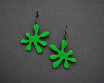 Matisse leaf earrings, green algae earrings, seaweed earrings, green earrings, green and black earrings, lightweight hoops, gift for her