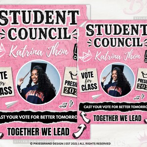 K&ouml;nnte beinhalten: Rosa Studentenausschuss-Poster mit den Worten "Student Council" in Schwarz. Das Poster enth&auml;lt ein Foto einer Frau mit Abschlusskappe, den Namen "Katrina Thon" und die S&auml;tze "Vote for Class" und "Together We Lead".