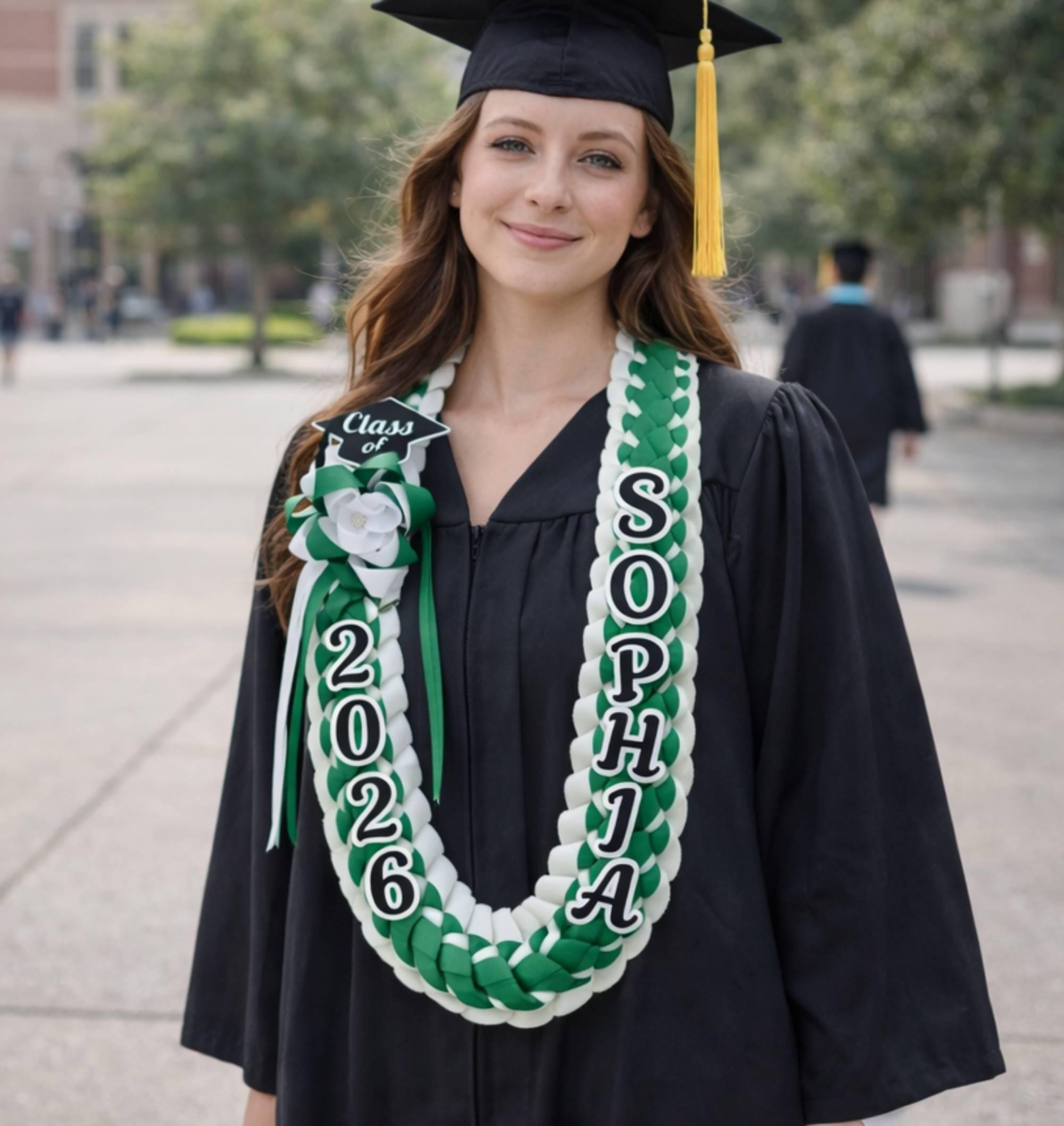 Personalized Graduation Graduation Wreath, Graduate Name Ribbon, High ...