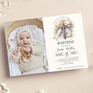 Beige Schleife Taufe Fotoeinladung, EDITIERBARE Rosenkranz Taufe Einladen Vorlage, Kreuz einladen, Mädchen, Junge BA15-1