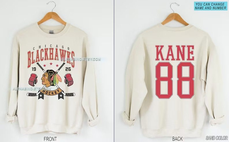 CustomCat Chicago Blackhawks 1990's Vintage NHL Crewneck Sweatshirt Red / S
