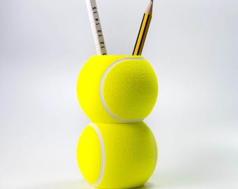 Tennis Ball Stifthalter, Tennis Geschenk für Ihn Sie, Schreibtisch Organizer Bleistiftbecher, Tennis-Trainer Geschenk, Handgemachtes Büro Dekor für Tennis-Liebhaber