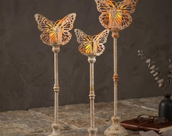 Vintage metalen kaarsenhouder in vlinderstijl – decoratieve kaarsenhouder voor de hal, creëert een romantische en elegante sfeer.