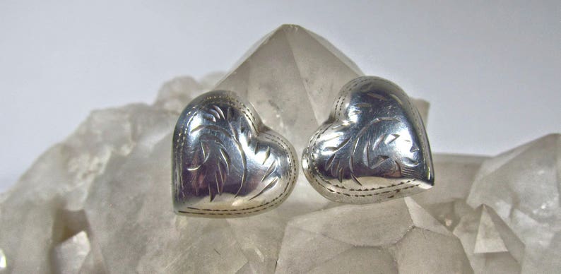 Laser Engraved Beautiful and Elegant Genuine 925 Sterling Silver Puffy Heart Pierced Post Earrings