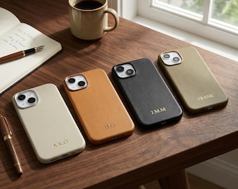 Custodia per iPhone in pelle personalizzata, nome impresso a caldo, cover protettiva sottile.