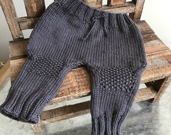 Baby Joggers with Knee Accent Knitting Pattern