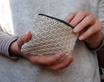 Grey/green crochet coin purse