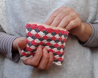 Pink, grey and cream crochet purse