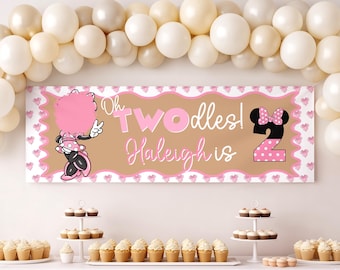 Banner de cumpleaños de Oh Twodles – Plantilla imprimible con temática de orejas de ratón rosas
