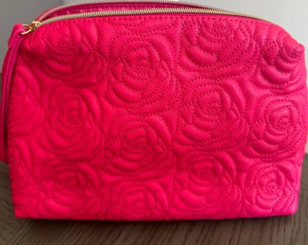 Purse/cosmetic/makeup pouch-medium to large sized-hot pink & rose pattern/print