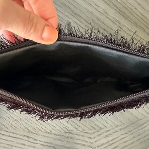 Purse/cosmetic/makeup zippered pouch-black