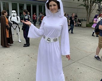 Star Wars-inspirerad prinsessan Leia cosplay-dräkt – elegant vit jediklänning, sci-fi-fantasy-dräkt för kvinnor.