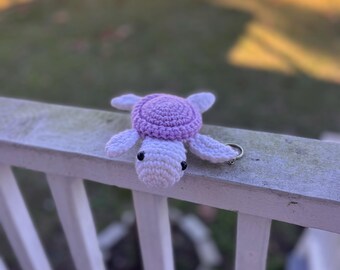 Gehaakte sleutelhanger schildpad – handgemaakte tashanger met dierenprint, zacht meisje