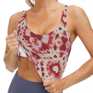 Valentine&#39;s Day Padded Tie Dye Sports Bra Supportive Athletic Yoga Gym Running Comfortable Fitness Top Moisture-Wicking Workout Activewear