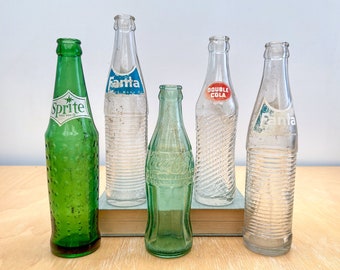 ヴィンテージグリーンスプライトボトル：エンボス加工ドットガラス