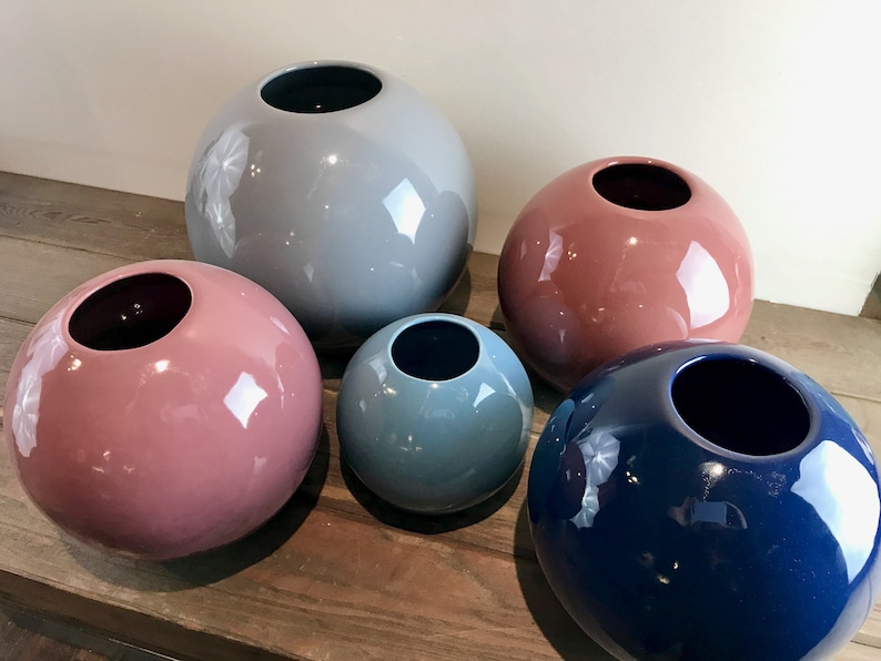 Haeger Ceramic Ball Vase 4306, Round Sphere Orb, Vintage 80s Mod Decor, Multi Colors & Sizes, Grey, Navy Blue, Light Blue, Mauve, Pink image 3
