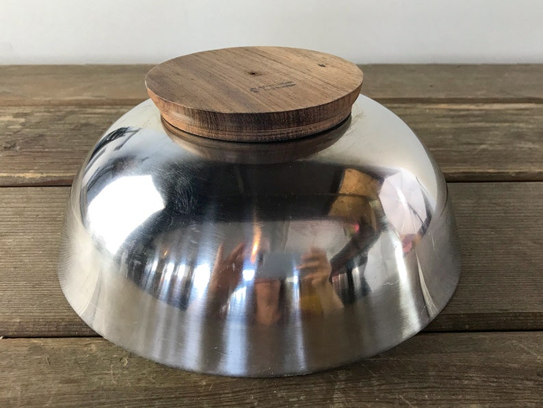 Mid-Century Stainless Steel Walnut Wood Footed Bowl, Vintage 1950s MCM 8 Serving Bowl image 6