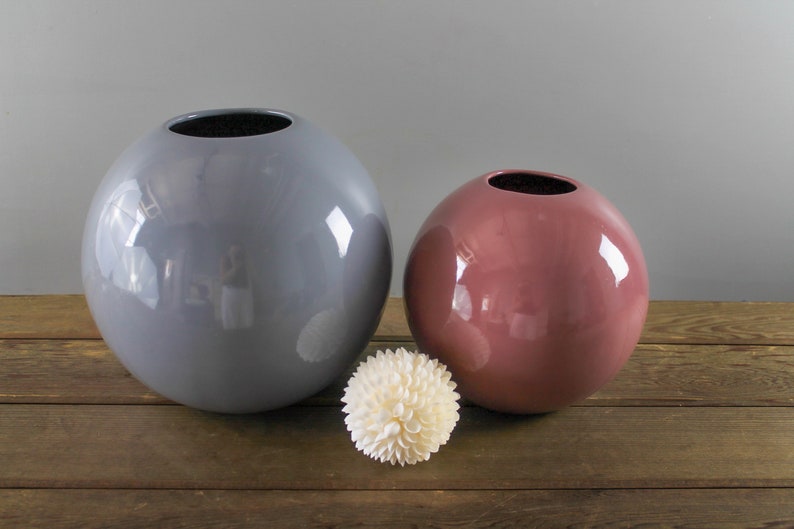 Haeger Ceramic Ball Vase 4306, Round Sphere Orb, Vintage 80s Mod Decor, Multi Colors & Sizes, Grey, Navy Blue, Light Blue, Mauve, Pink image 8