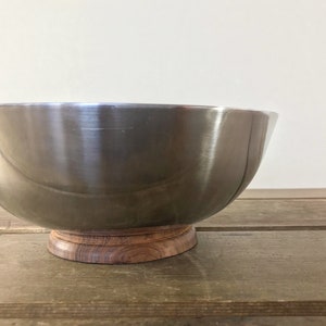 Mid-Century Stainless Steel Walnut Wood Footed Bowl, Vintage 1950s MCM 8 Serving Bowl image 4