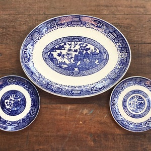 Blue Willow Vintage Restaurant Ware China Collection, Chinoiserie Dinnerware, 5 Appetizer Plates, 8 Tea Saucers, 12&quot; Oval Serving Platter