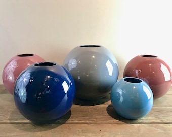 Haeger Ceramic Ball Vase 4306, Round Sphere Orb, Vintage 80s Mod Decor, Multi Colors & Sizes, Grey, Navy Blue, Light Blue, Mauve, Pink