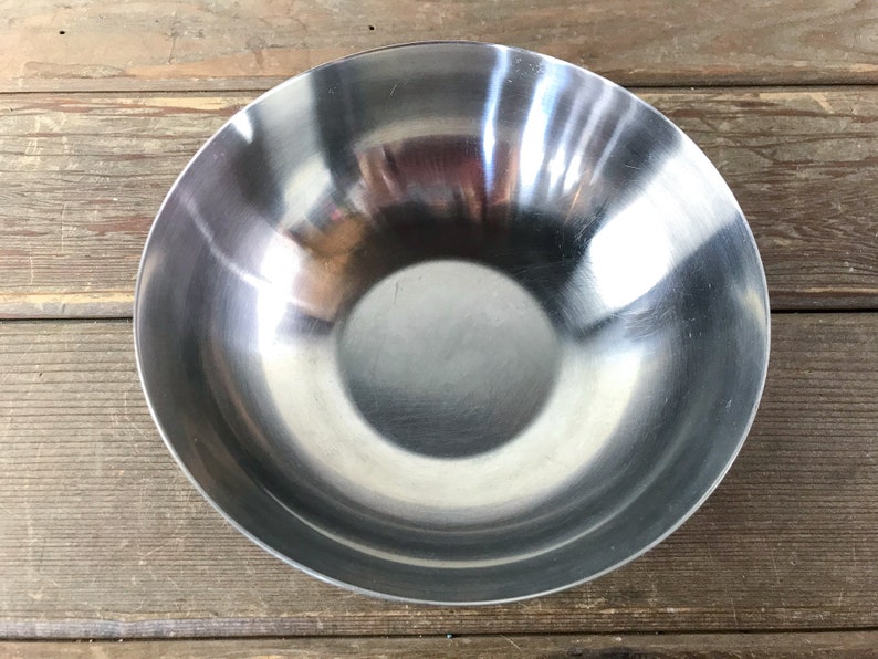 Mid-Century Stainless Steel Walnut Wood Footed Bowl, Vintage 1950s MCM 8 Serving Bowl image 5