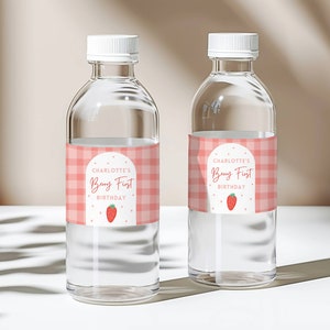 Etichetta per bottiglia d'acqua per il primo compleanno a tema fragole, bomboniera a tema fragole, decorazioni personalizzate per feste, modello modificabile, wrap per bevande, Berry Sweet One immagine 3