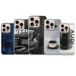 Può includere: Una collezione di cinque custodie per telefoni con design di auto. Le custodie mostrano immagini di auto sportive in vari colori e stili, tra cui un'auto blu, un'auto in bianco e nero e una McLaren. Alcune custodie hanno testo, tra cui "BMW", "McLaren 650-KS" e "Audi".