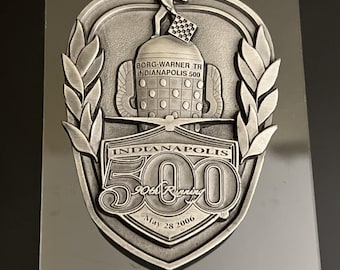 90:e Indy 500 Motor Speedway 2006 Borg Warner Trophy bältesspänne #17 av 500