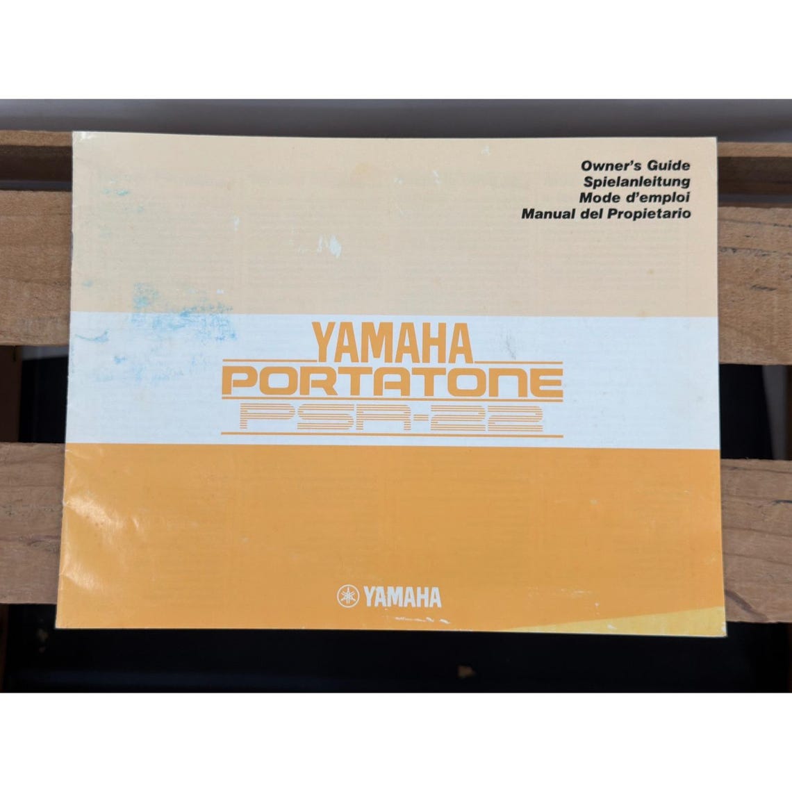 Yamaha PortaTone PSR-22 Owners Guide Manual Vtg Keyboard Synthesizer Multi-Lang, foto 1 di 4